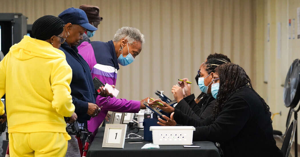 Georgia Officials Report Record Turnout on First Day of Early Voting