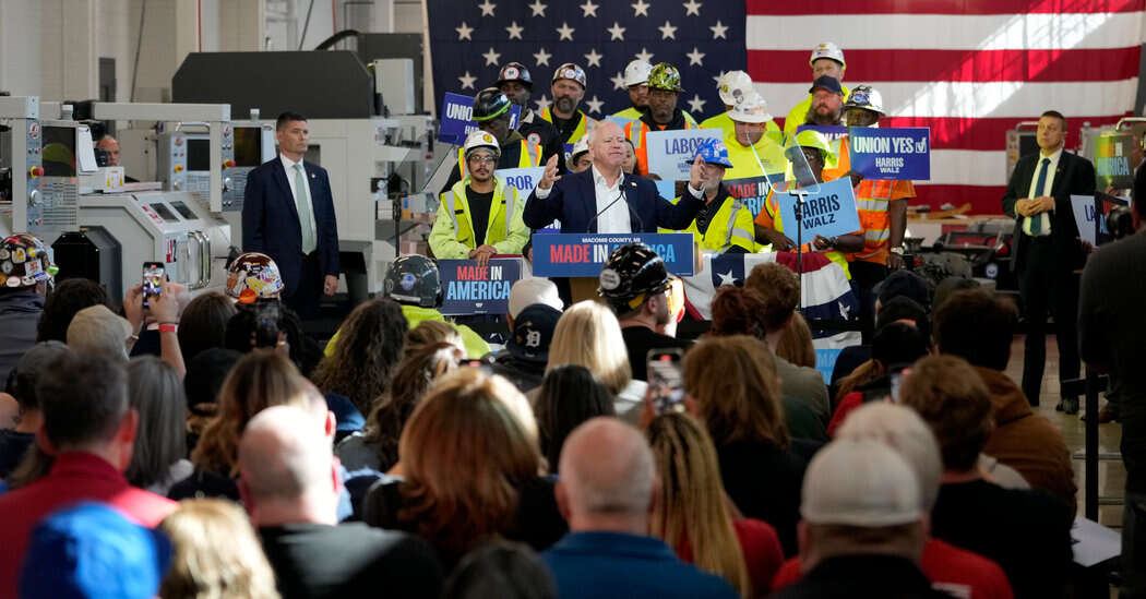 In Michigan, Walz Assails Trump’s Record on Manufacturing