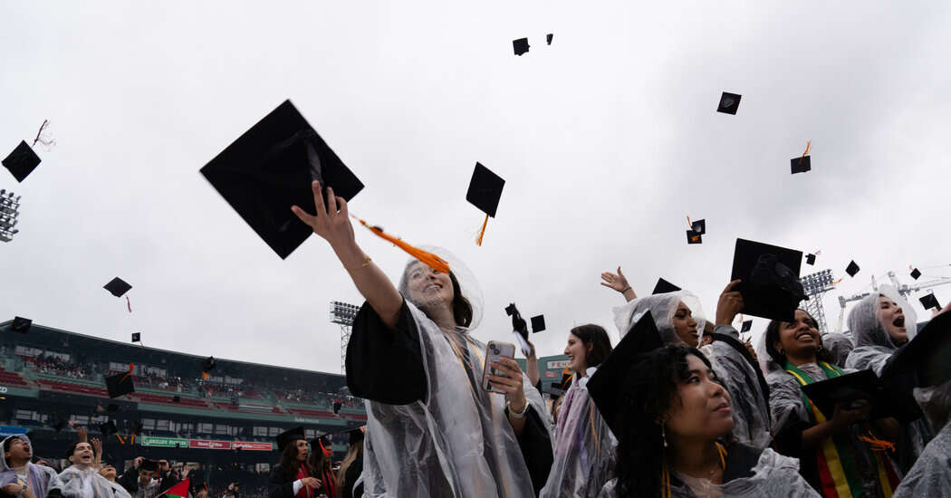 White House, Used to Road Blocks on Student Debt, Finds Cause for Victory Lap