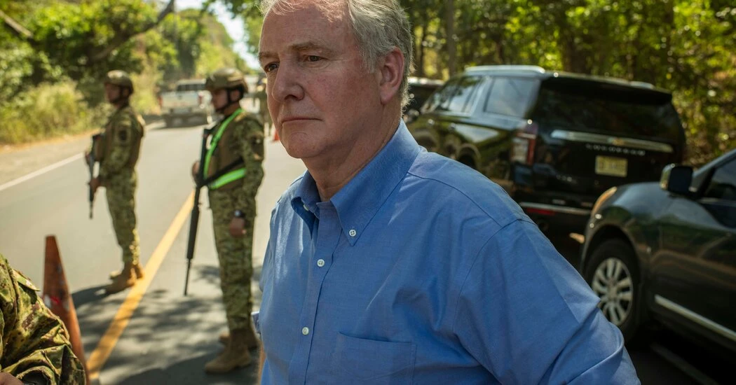 Van Hollen Appeals to Trump to Return Deported Abrego Garcia From El Salvador