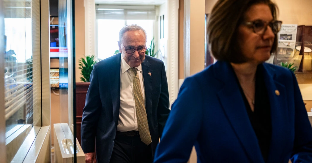 Schumer Asks for Documents That Prove a Claim on DOGE’s Website