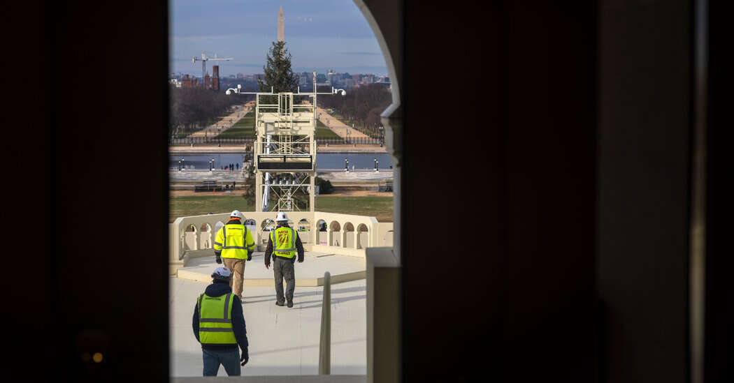 Trump Inauguration, Awash in Cash, Runs Out of Perks for Big Donors