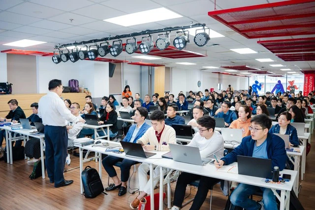 Hành trình 20 năm vì một Việt Nam không ai bị bỏ lại trong kỷ nguyên AI