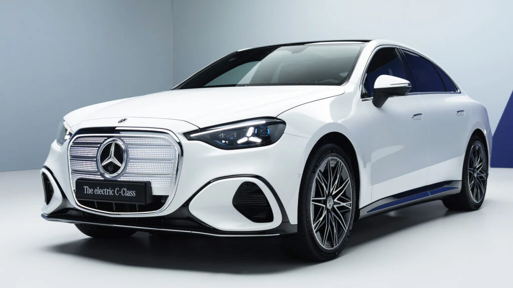 Mercedes’ Electric C-Class Is The BMW i3’s Neue Nightmare