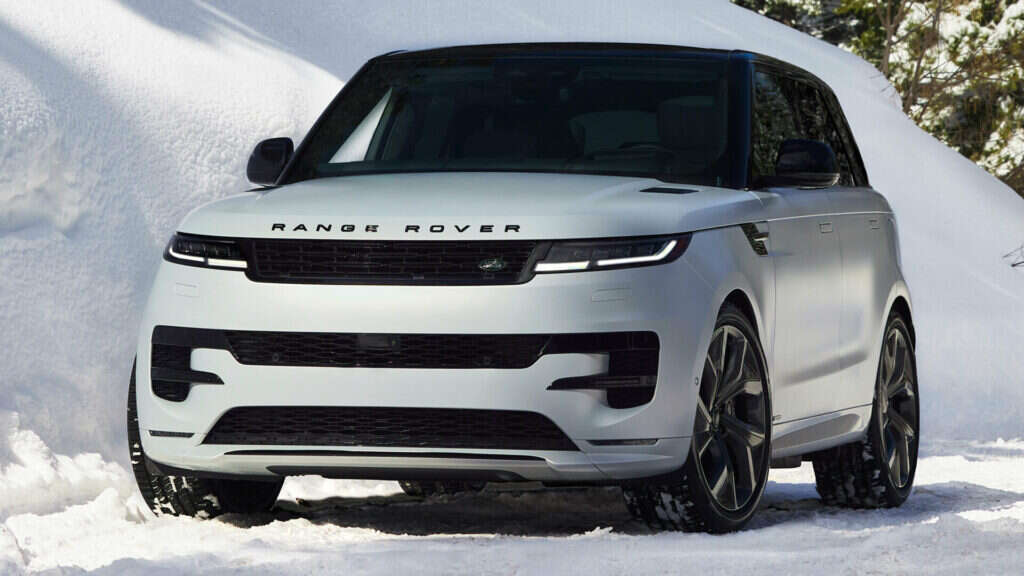 Range Rover Sport Park City Edition Includes Skis, Massagers, And PHEV Power