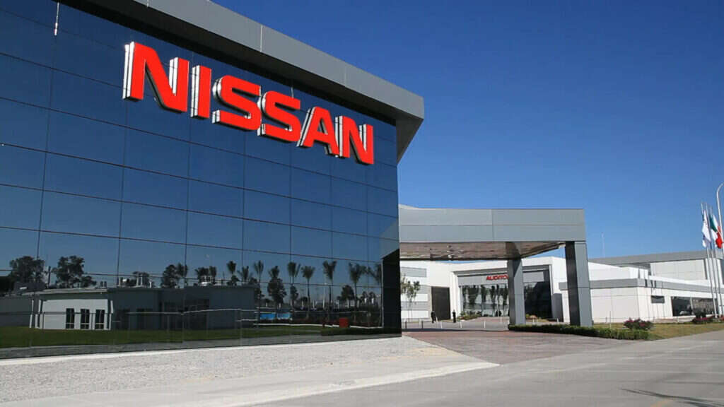 Credit Firms Slash Nissan’s Rating To Junk, One After Another