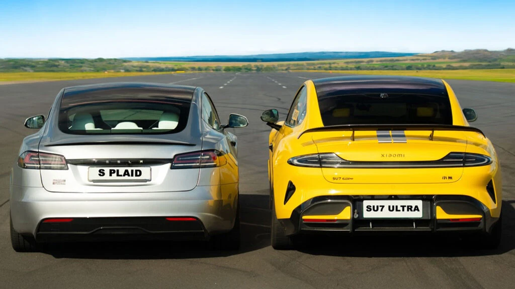 There’s A Surprise Twist To This 2,533 HP Xiaomi Ultra Vs Tesla Plaid Drag Race