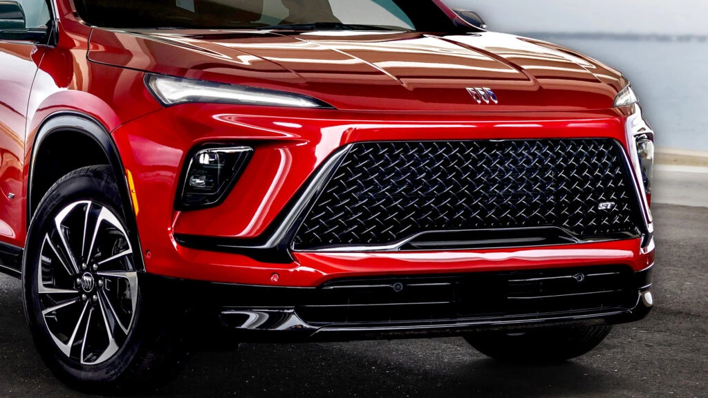 GM Quietly Pulls Some New SUVs Without Saying Why