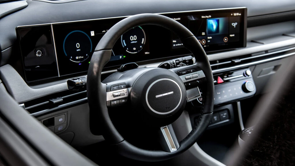 Hyundai’s Recalling Over 96,000 Tucsons Because The Dash Can Blank Out Mid-Drive