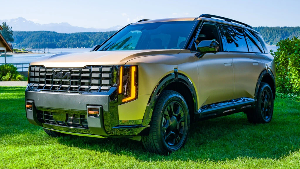 The Telluride’s Seat Belt Locks Up, Mercedes’ Comes Loose, Both Get Recalled