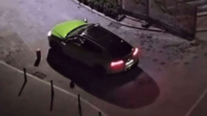 Lamborghini Driver’s Fight With Bollards Is Internet Legend