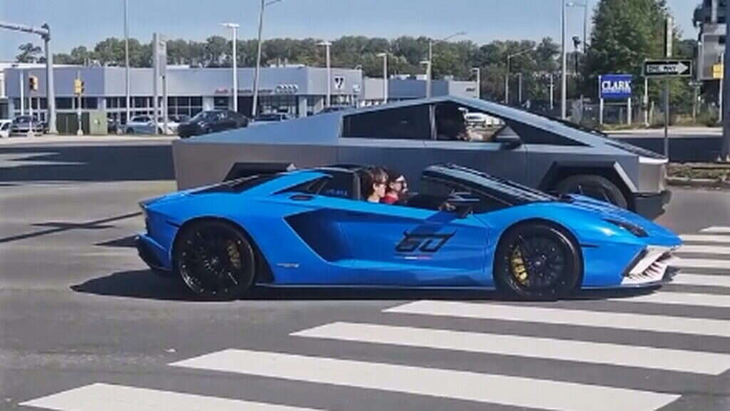 Cybertruck And Lamborghini Street-Race That Barely Lasted 5 Seconds Garners Police Attention