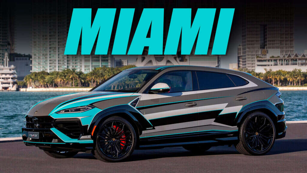 Lamborghini Ad Personam Spent Over 230 Hours Painting This Special Urus SE