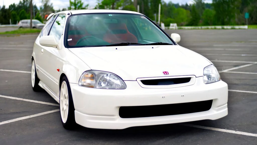 This 116K Mile Civic Should Have Never Sold For $30K, Yet Here We Are