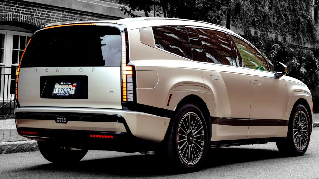 Hyundai And Kia EV Sales Collapse After Tax Credits Vanish Overnight