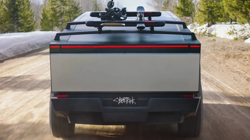 Tesla’s Cybertruck Incentives Look Like Panic Sales Dressed Up As Deals