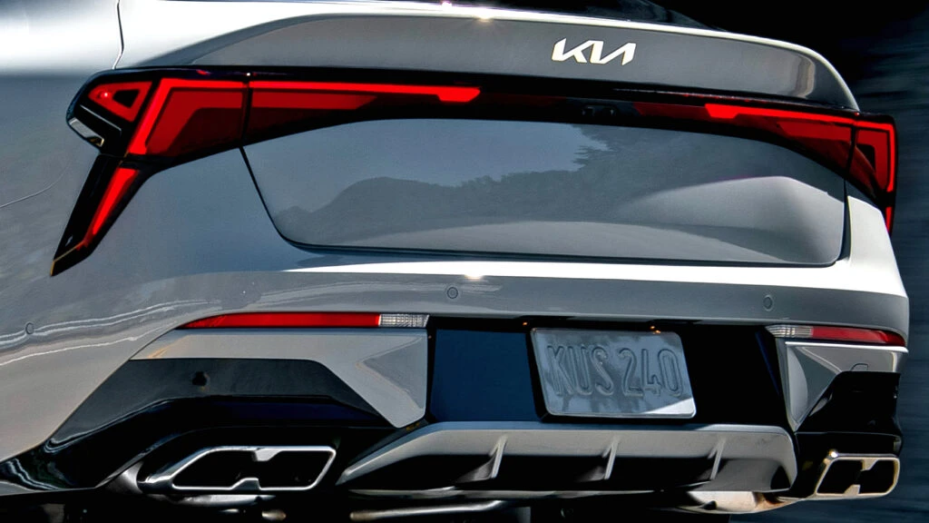 This Kia Sedan Tripled Its Sales This Year But Its EVs Are Crashing Hard