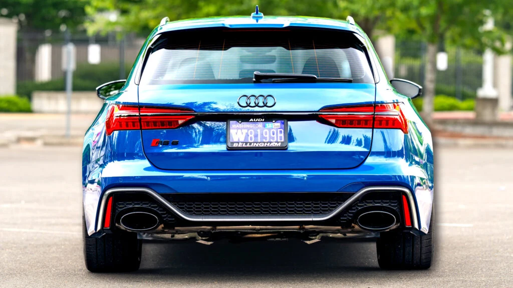 Someone Just Lost $25,000 On A Nearly New RS6 Wagon