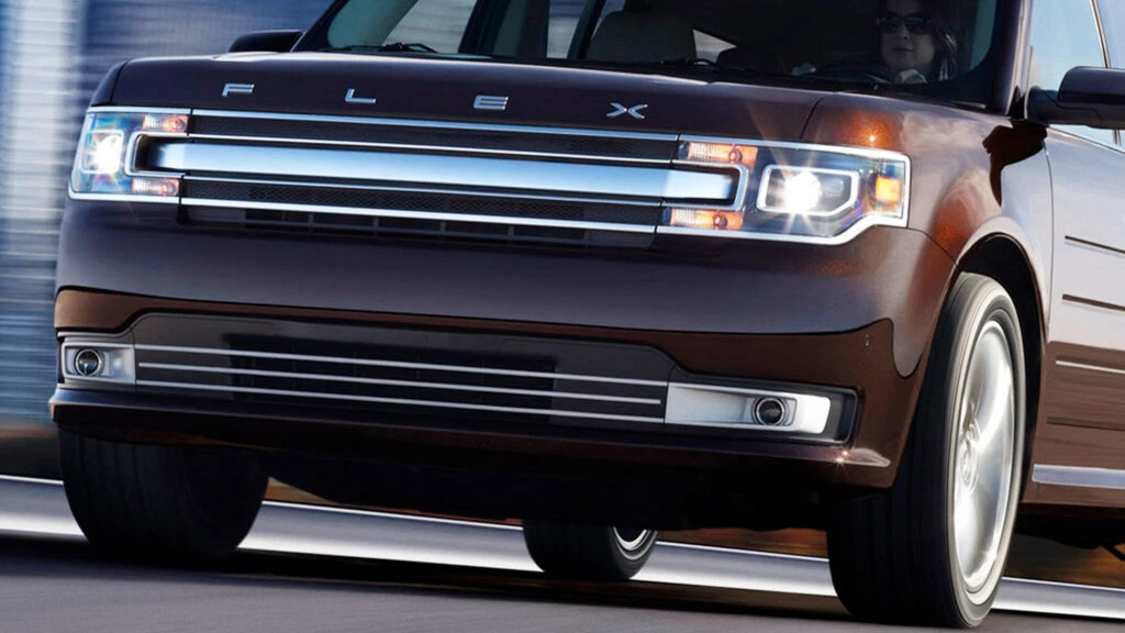 Drivers Say This Ford Loses Body Parts At Speed Triggering Federal Investigation
