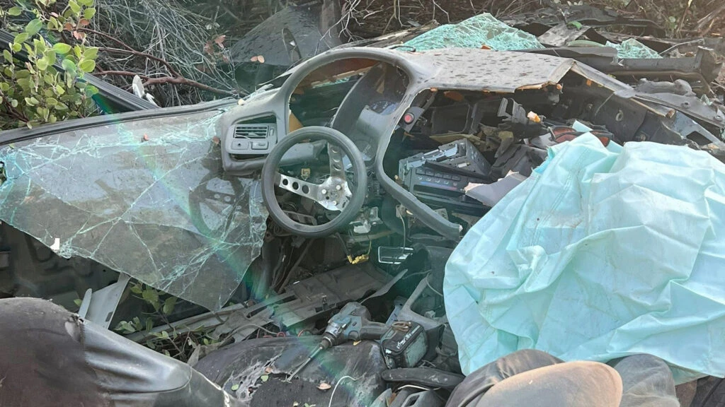 The Driver Disappeared From This Crazy Civic Crash And Cops Are Baffled