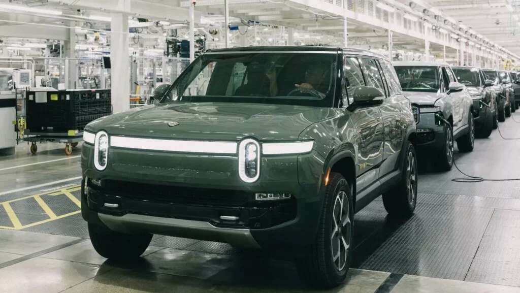 Rivian R1T, R1S, EDV Recalled Due To Headlight Level Error