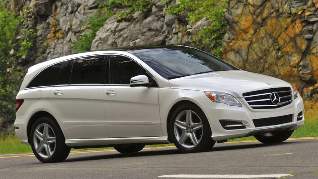 Mercedes Owners Sue Over Exploding Sunroofs