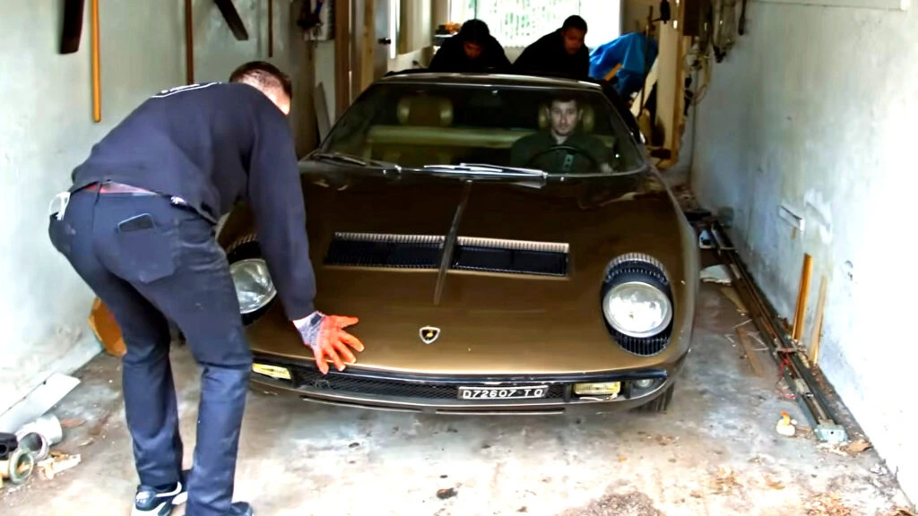 Man Hid A Rare Lamborghini Miura Inside His Apartment For 40 Years