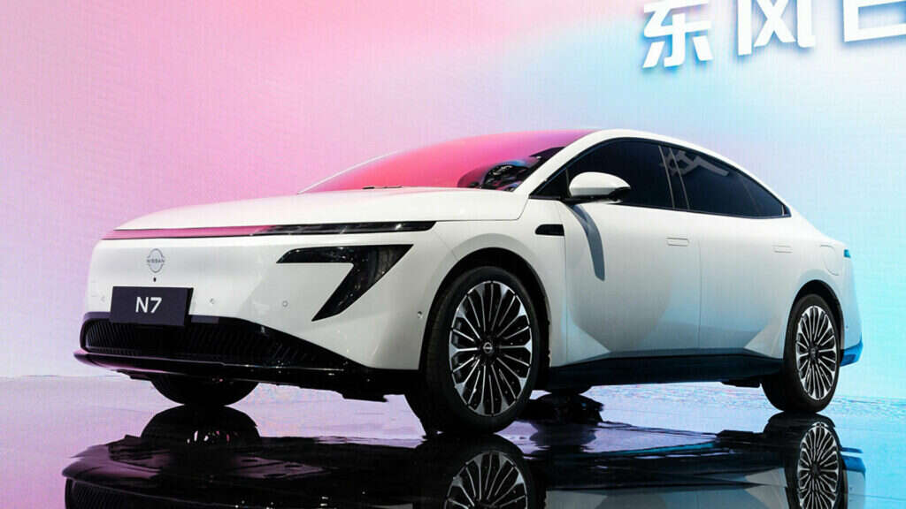 Nissan N7 Is An Electric Sedan With Me Too Looks