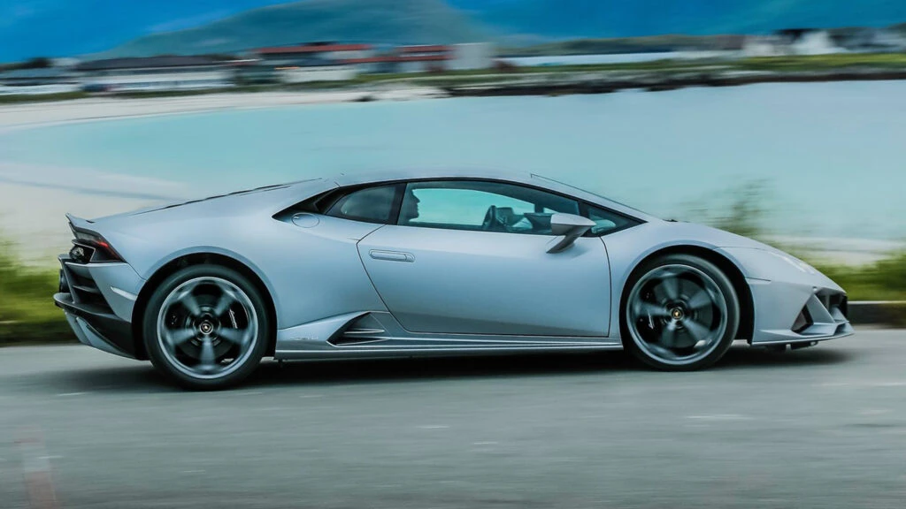 ChatGPT Helps Recover Stolen Huracan Missing For Two Years