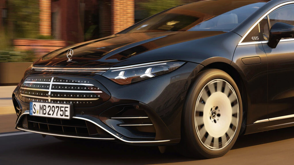 With A Yoke And More Range, The Failed Mercedes EQS Steps Into The Future