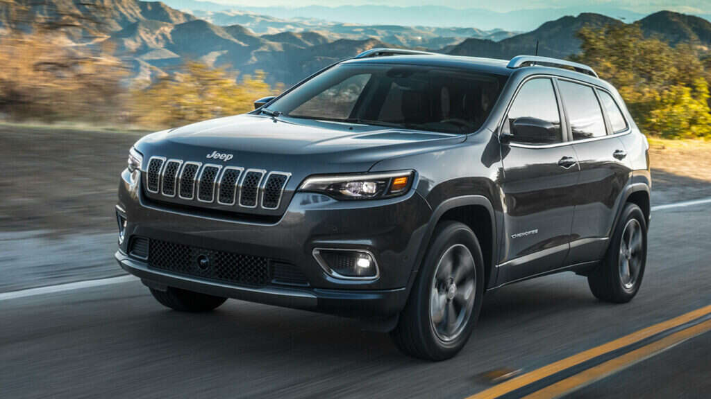 63,000 Jeep Cherokees Recalled As They Can Rollaway Or Lose Drive Power