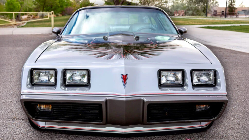 His Mom Drove This Pontiac Firebird Less Than 1,000 Miles In 41 Years