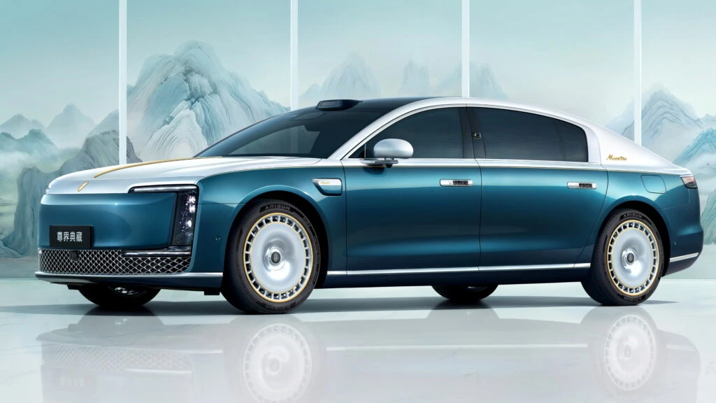 $294,000 Buys You A Gold-Trimmed Chinese Sedan For Less Than Half A Rolls-Royce