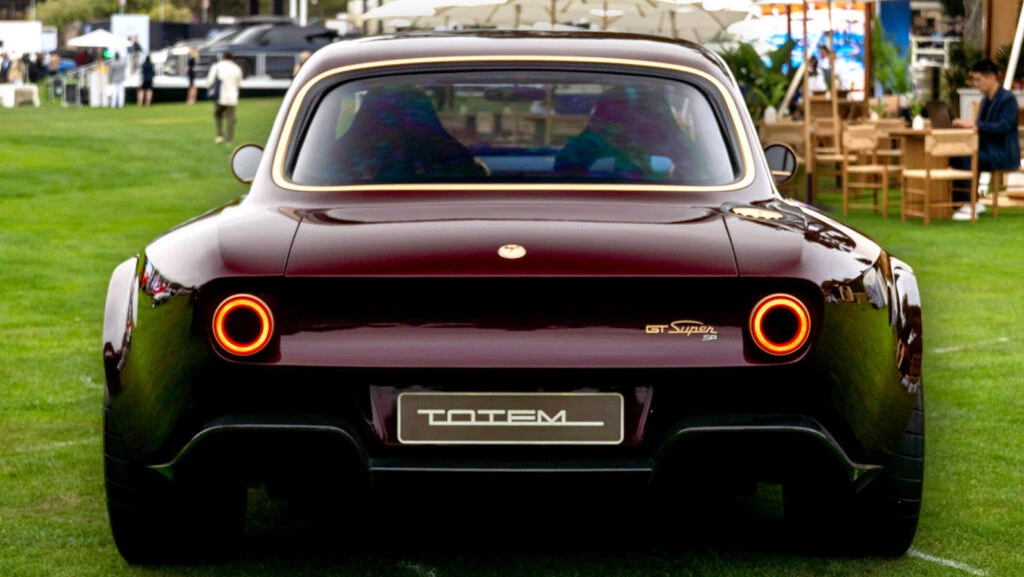 This Alfa Romeo Restomod Laughs In The Face Of The Giulia QV