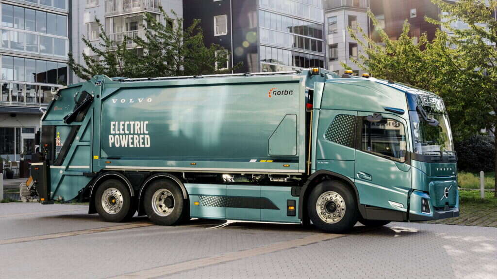 Volvo’s First EV-Only Truck Set To Pick Up European Garbage