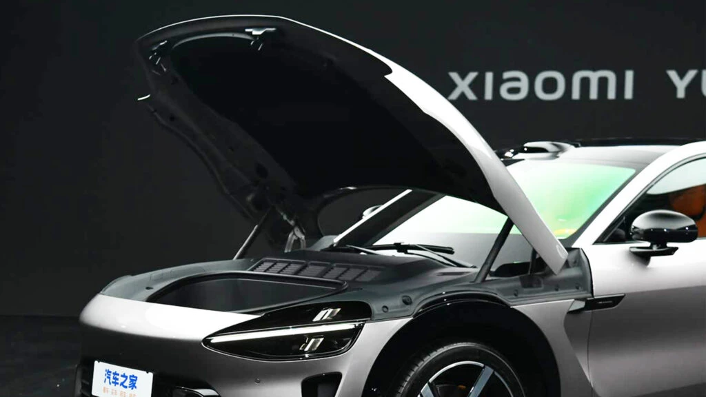 This Chinese SUV Has The World’s Largest Clamshell Hood