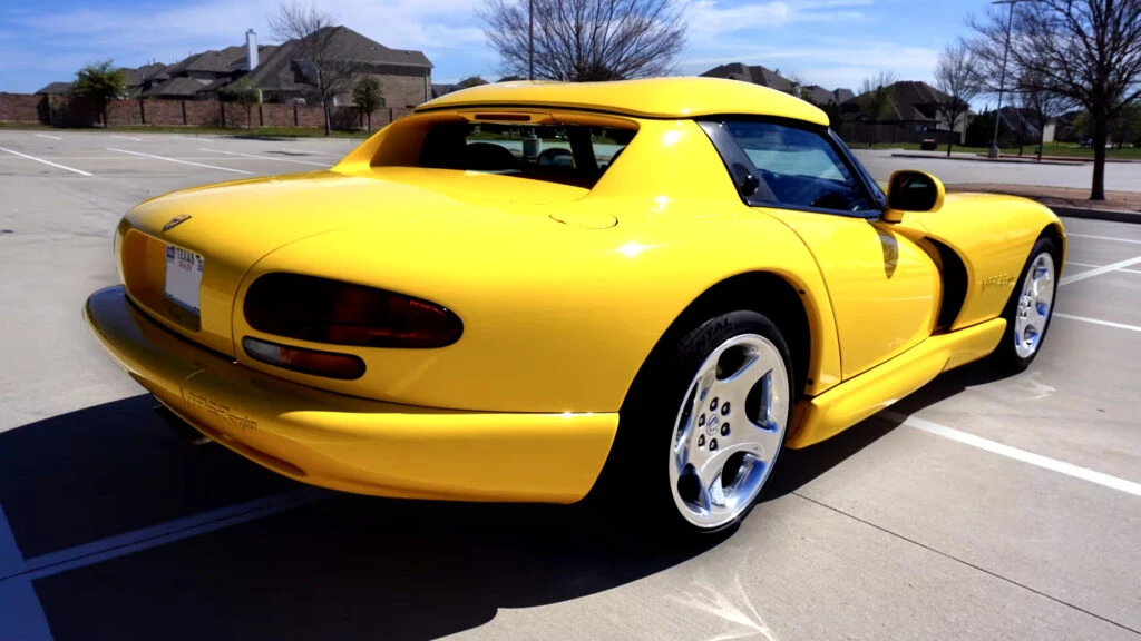 This Modded Dodge Viper Has No Reserve