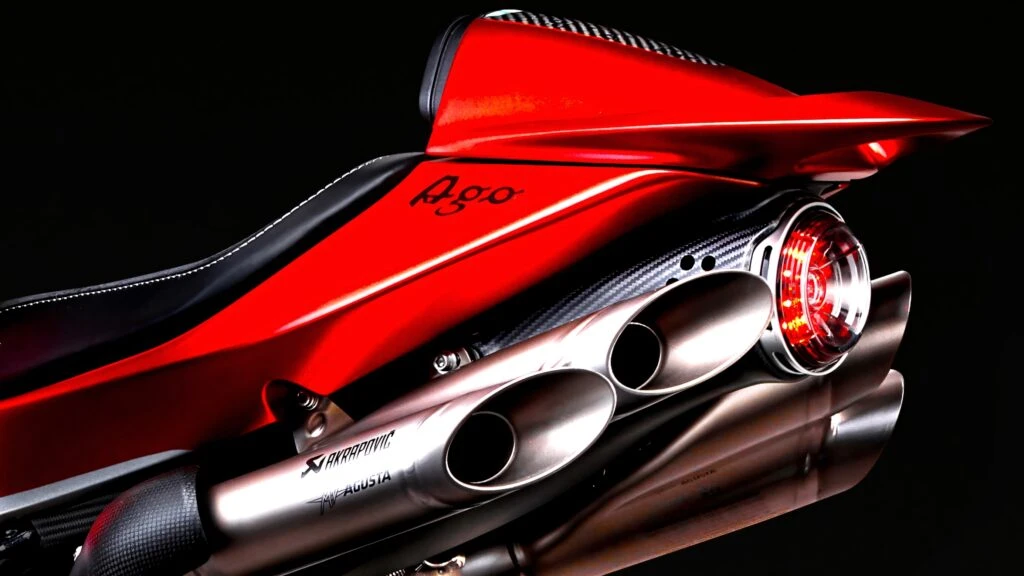 This Superbike Sings At 13,000 RPM But It’s The Key That Stuns