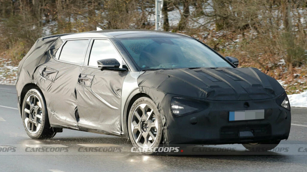 Facelifted Kia EV6 Spied With New Headlights And Curvier Accents
