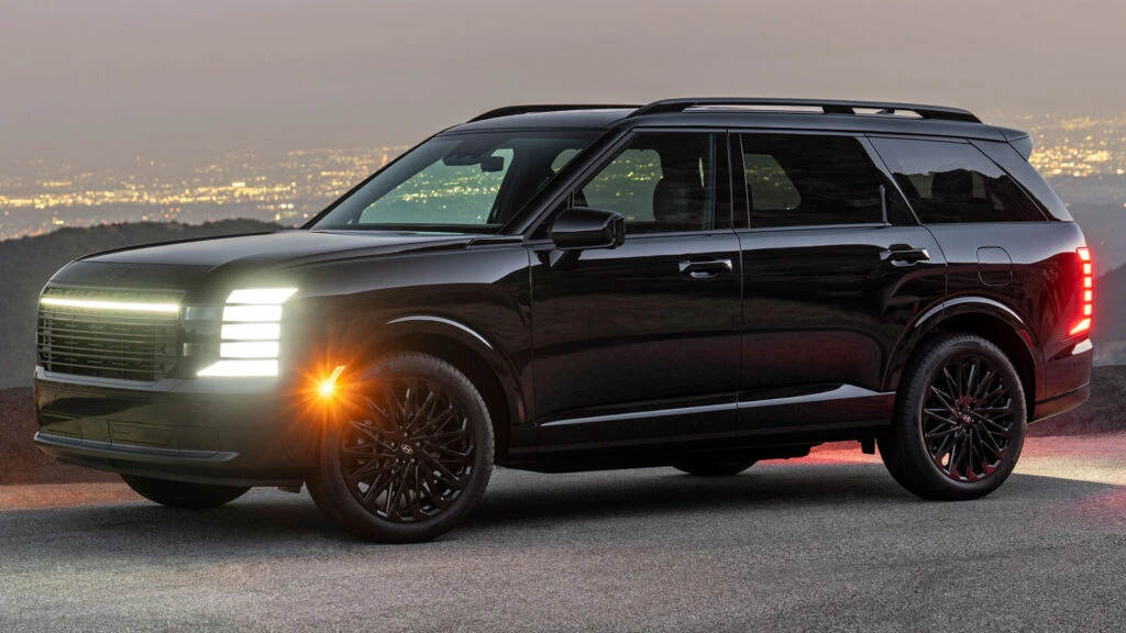 Hyundai’s Popular Palisade Gets A Blacked Out Range-Topper