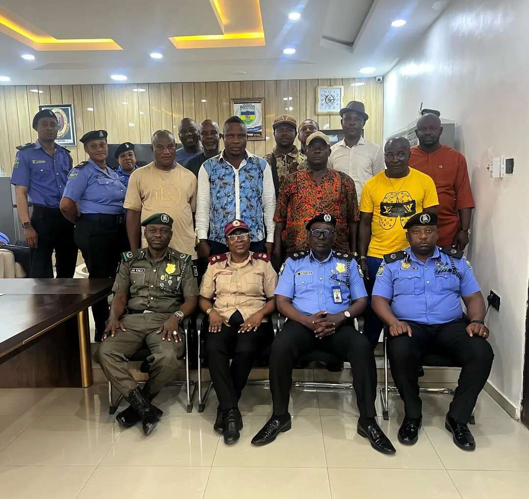 Truck crashes: Anambra CP holds meeting with drivers, to collaborate with FRSC on safety