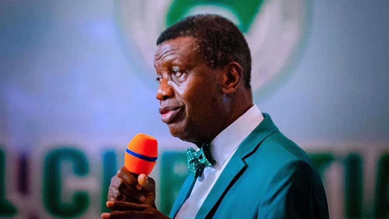 ‘Money not basis for heaven’ – Catholic Church backs Pastor Adeboye’s tithe apology