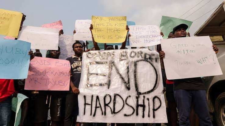 Anti-protest protester makes u-turn, laments hunger, hardship on live TV