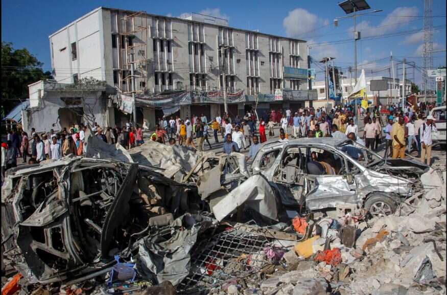 10 die in Mogadishu suicide car bombing