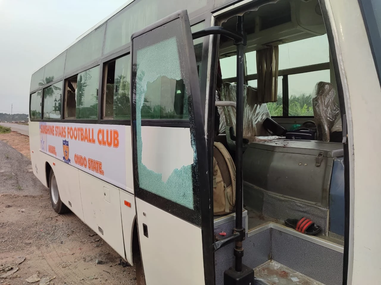 Hoodlums attack Sunshine Stars team bus, kill bus boy