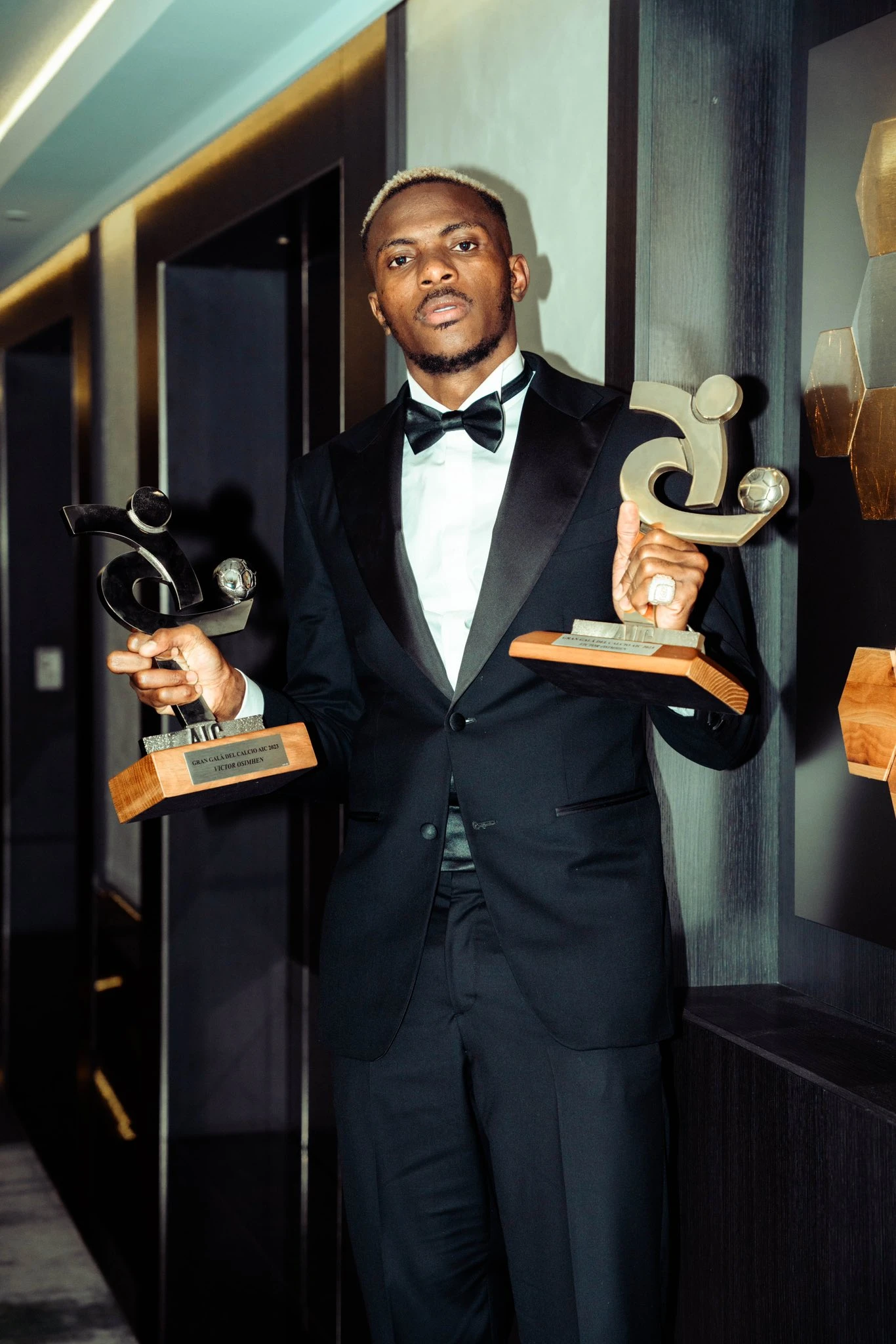 Serie A: Osimhen reacts to AIC award