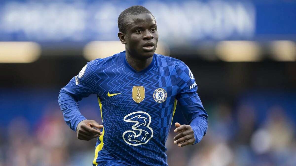 Transfer: N’Golo Kante in shock move to Barcelona