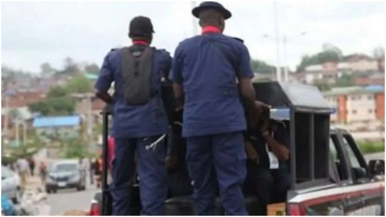 NSCDC Parades three suspected armed robbers in Taraba