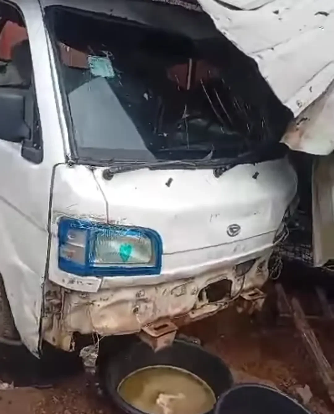 Benue: Underage driver rams pickup into eatery, four hospitalised