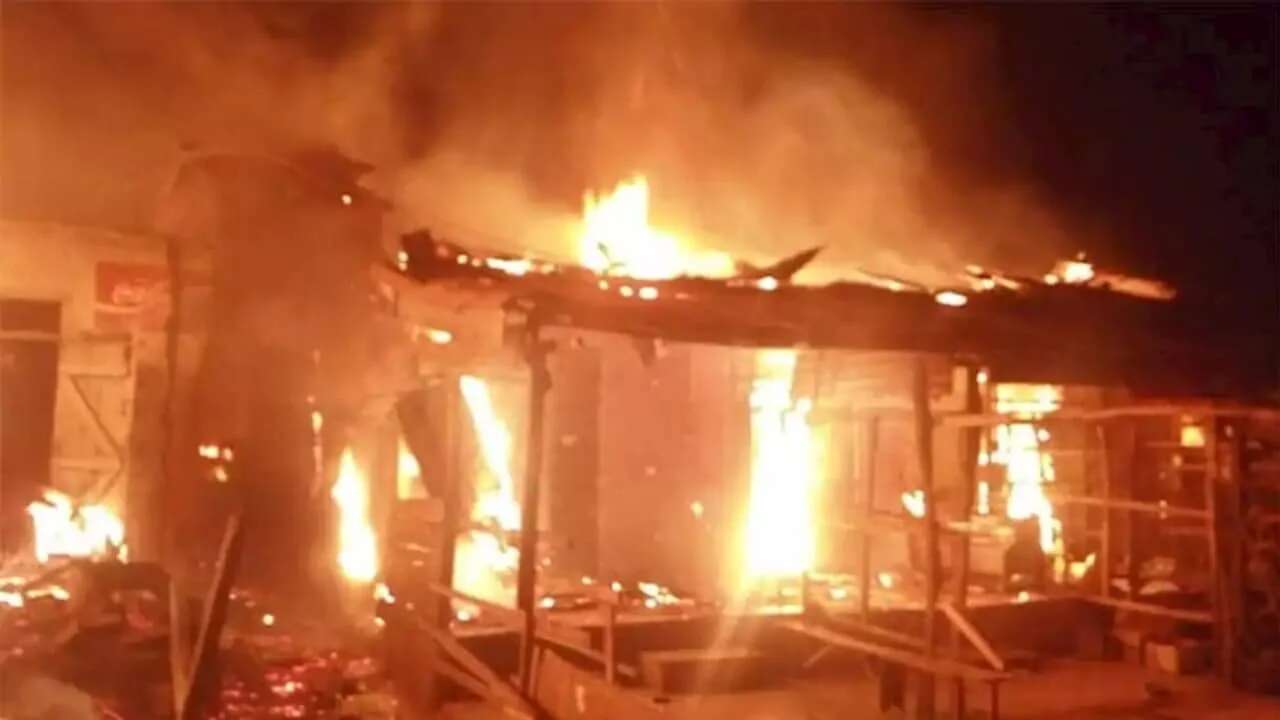 Fire razes Delta market